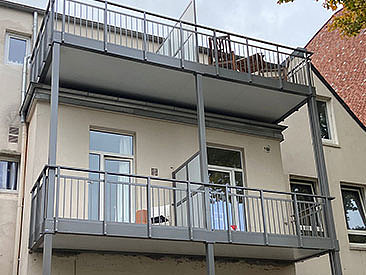 Balkonbauer mit Sonderkonstruktion in Kiel - 03