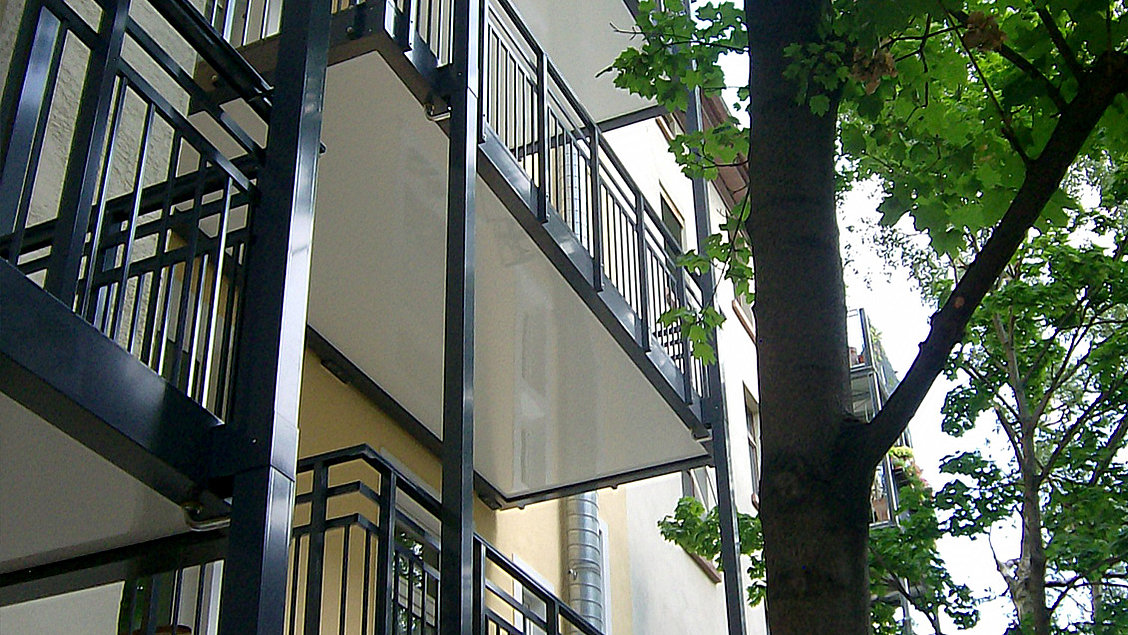 Moderne Balkone mit G&S die balkonbauer in Frankfurt - September 2015 - 02